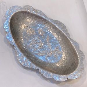 Vintage Hand Wrought Rodney Kent 406 TULIPS 🌷 oval aluminum plate mid century